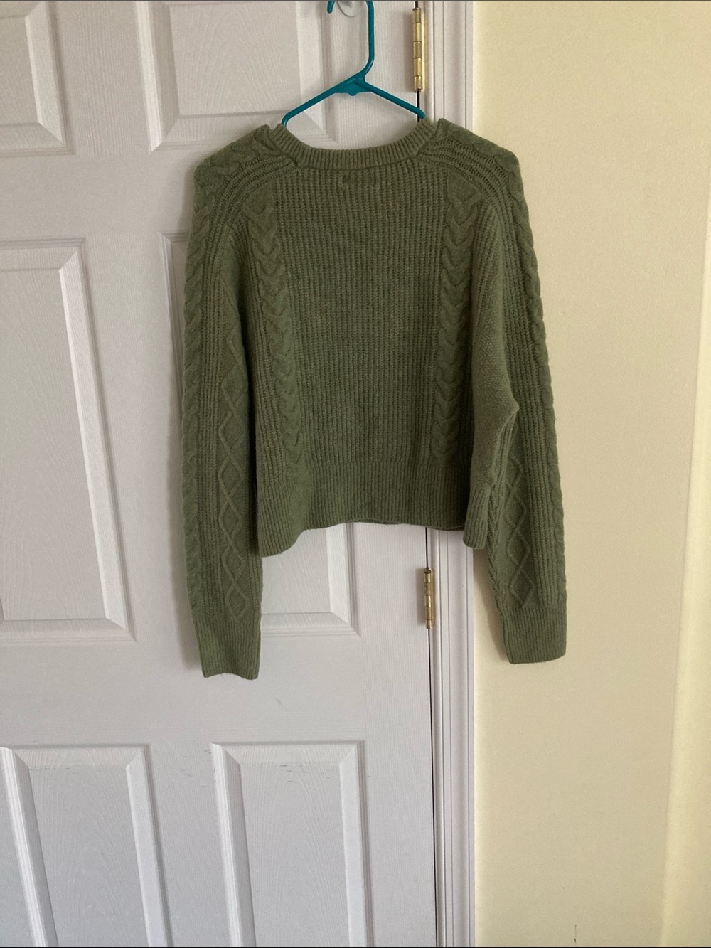 Universal Thread Sweater - Picture 5 of 5